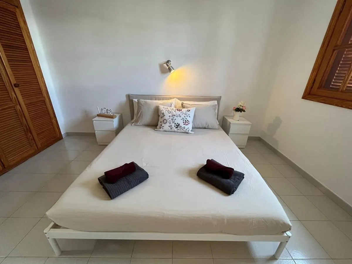 Villa Anna With Heated Pool Puerto del Carmen  Spanien